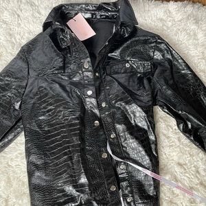 NEW oversized black croc shirt